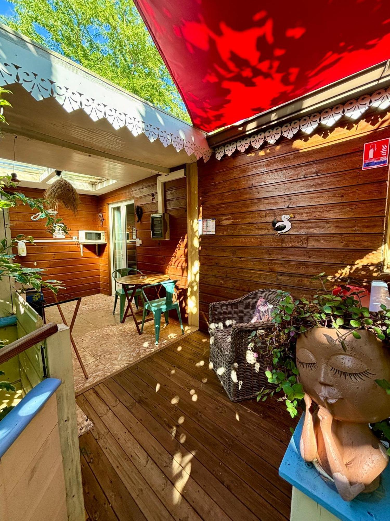 סן-ז'יל-לה-באן Hotel Coco Island מראה חיצוני תמונה